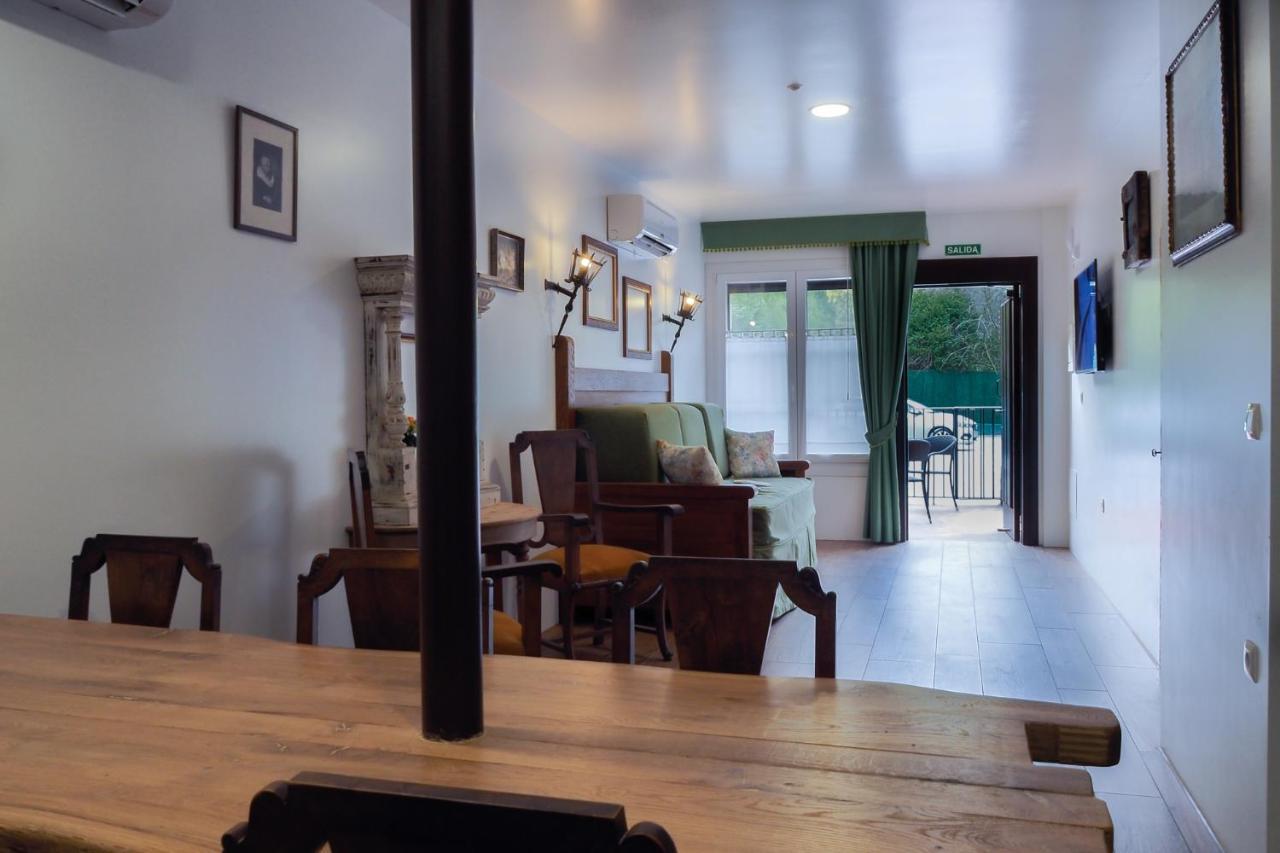 Posada Y Apartamentos Trebuesto De Guriezo Bagian luar foto