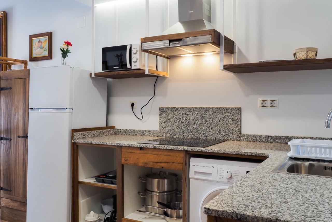 Posada Y Apartamentos Trebuesto De Guriezo Bagian luar foto