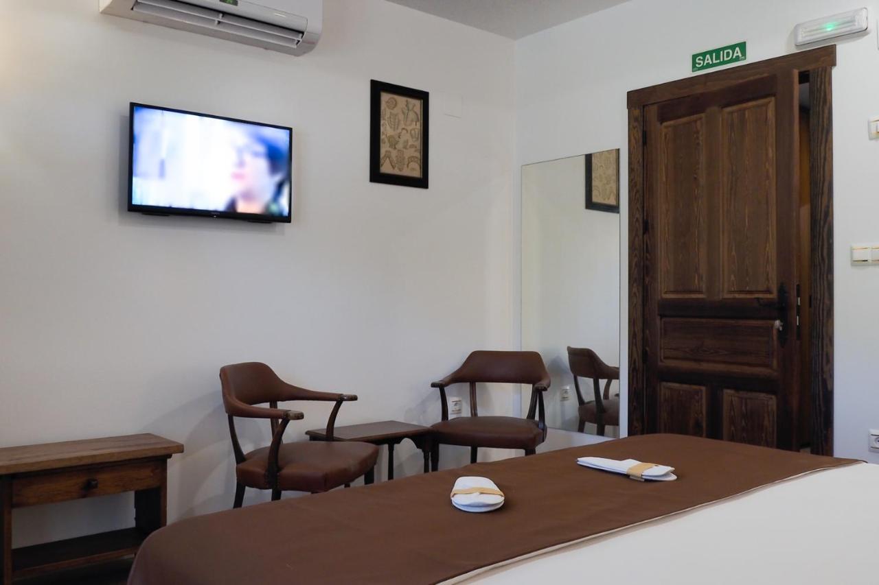 Posada Y Apartamentos Trebuesto De Guriezo Bagian luar foto